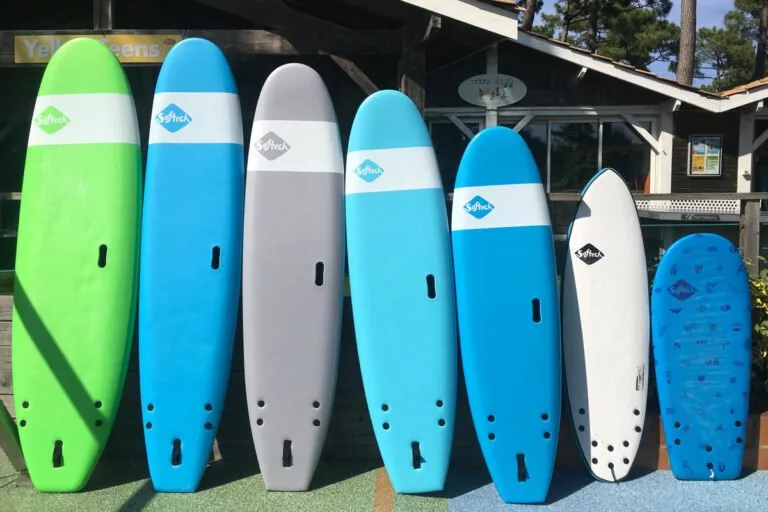 Planches de surf à louer à Lacanau Océan chez BO & CO