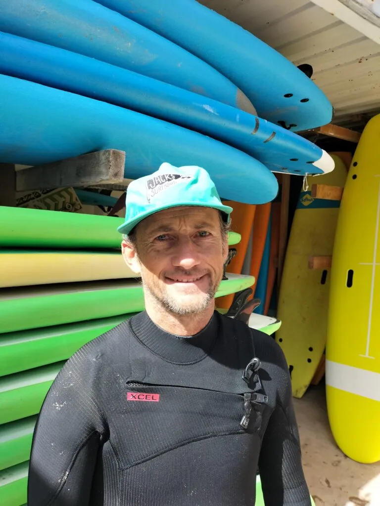 Portrait moniteur de surf Yann