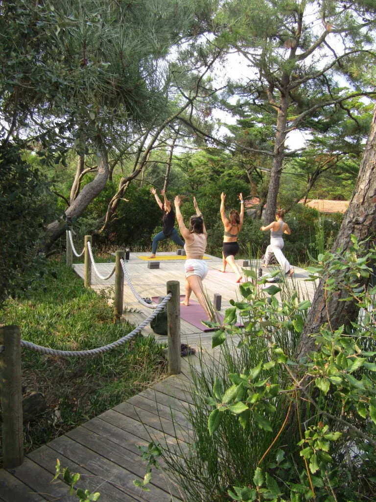Séance de yoga en plein air Lacanau