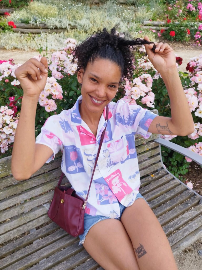 Portrait Eva école de surf Lacanau