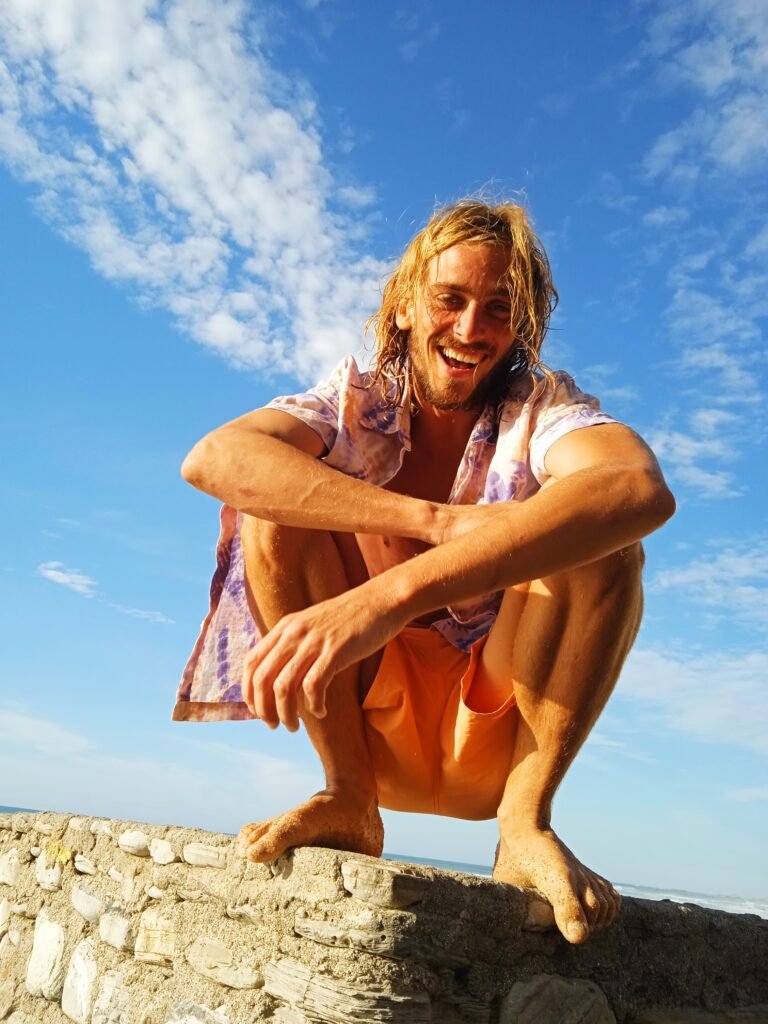 Protrait Antoine école de surf